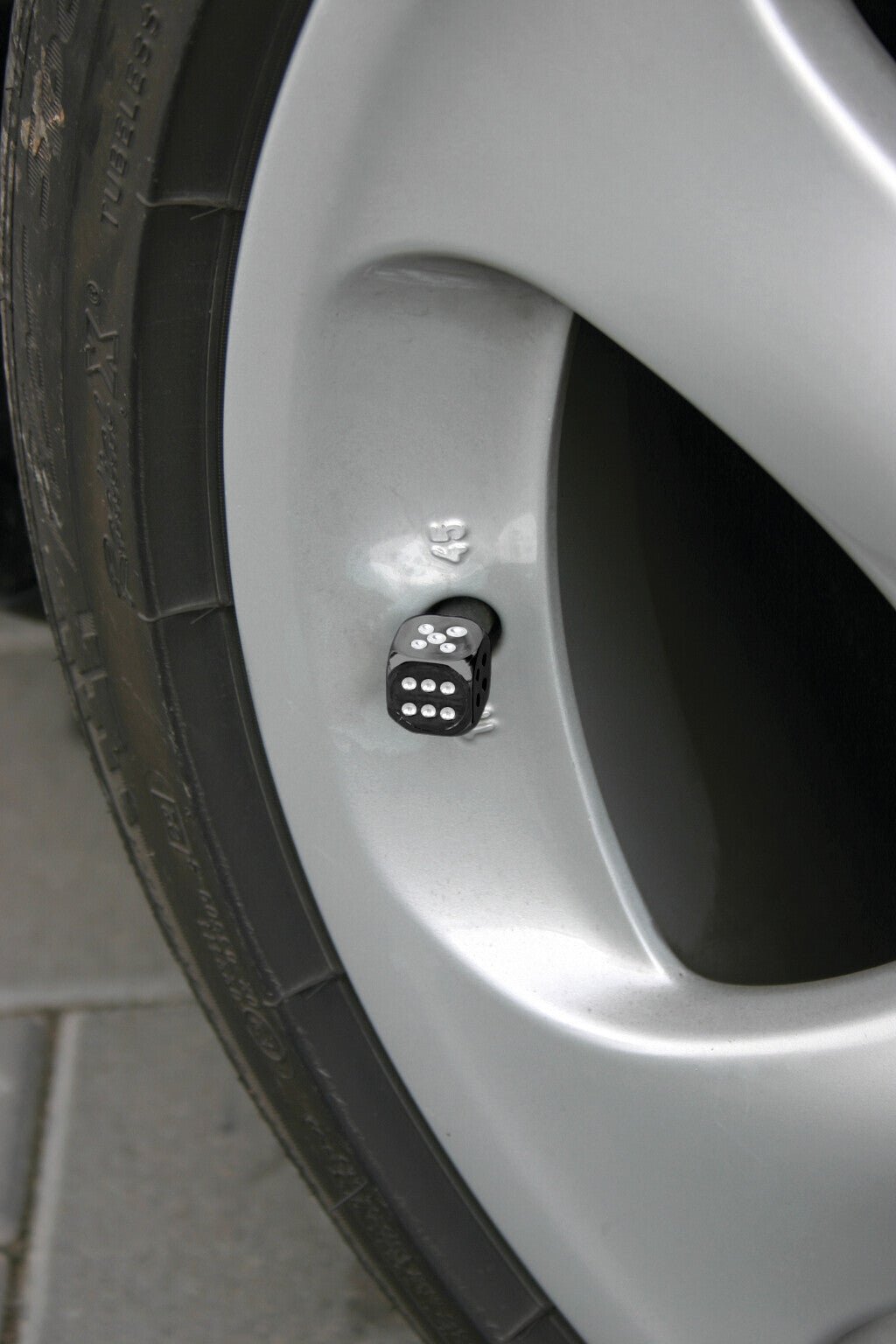 California-Dices, set 4 tappi coprivalvola - Nero