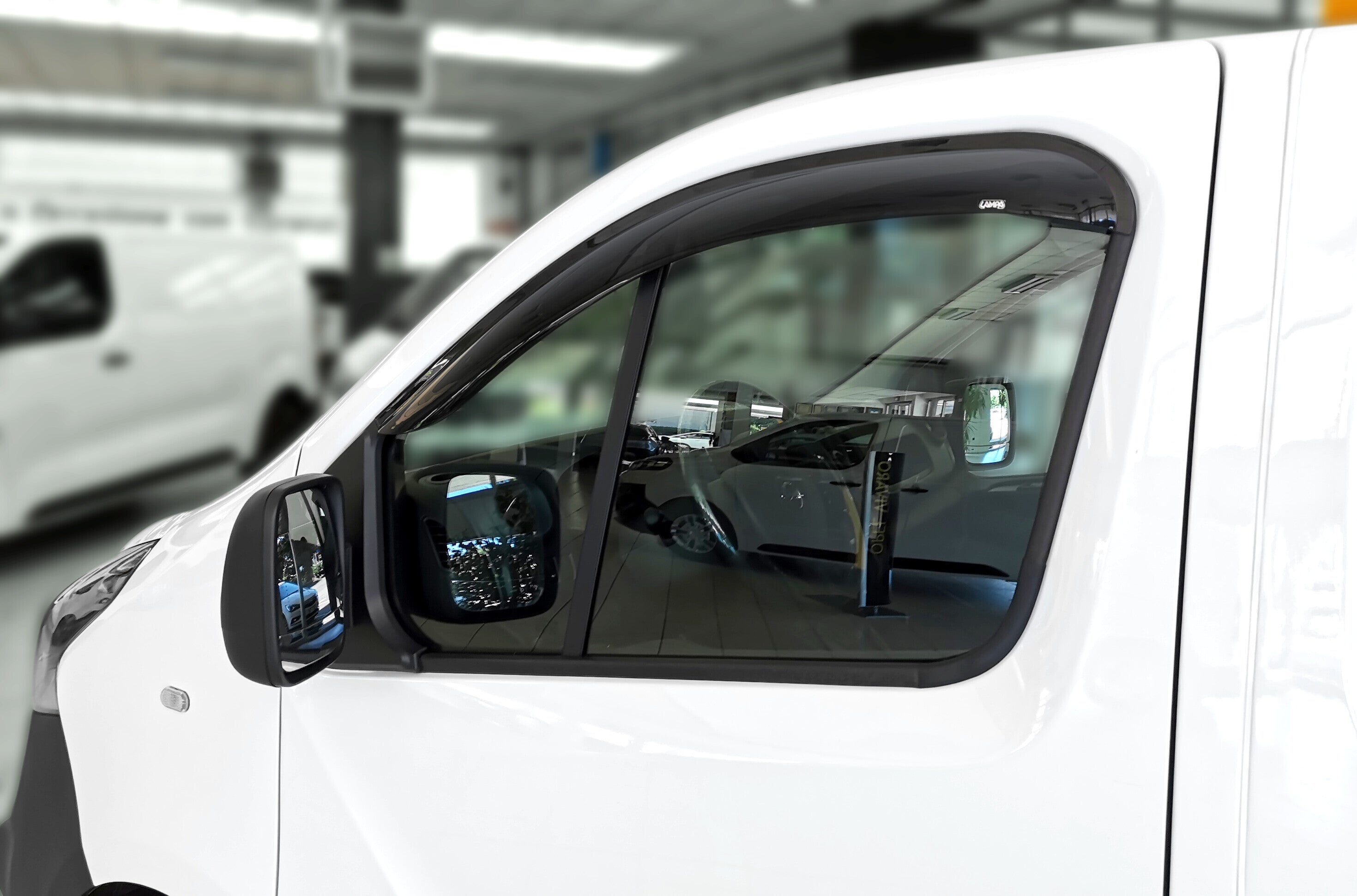 Air-Plus, deflettori aria adesivi anteriori - compatibile per Fiat Talento (05/16>) - Opel Vivaro (01/14>02/19) - Renault Trafic (06/14>02/21)