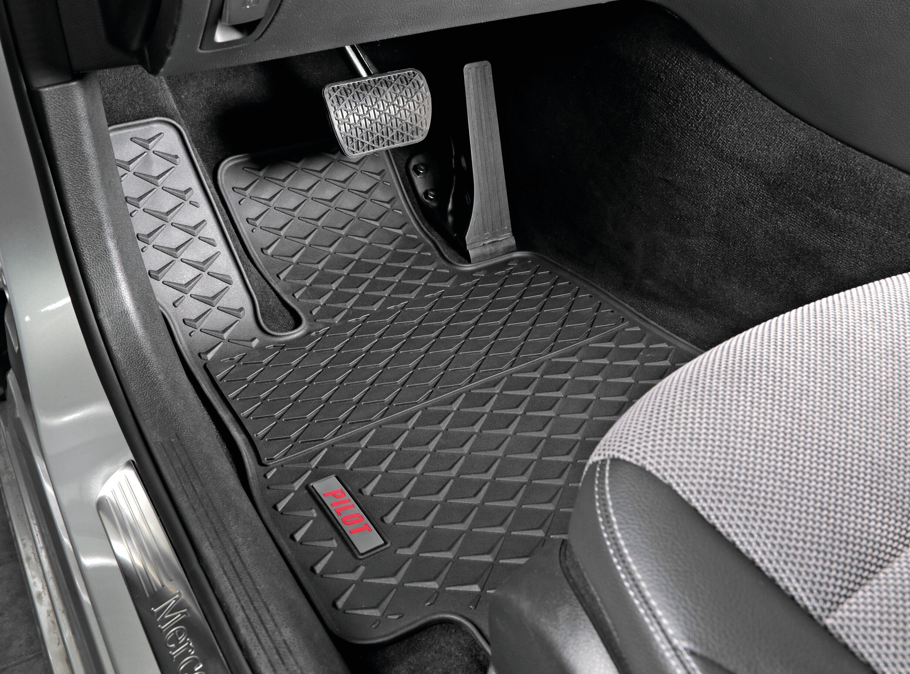 Pilot, set tappeti su misura in eco gomma - compatibile per Opel Corsa E 3p (12/14>08/19) - Opel Corsa E 5p (12/14>08/19)