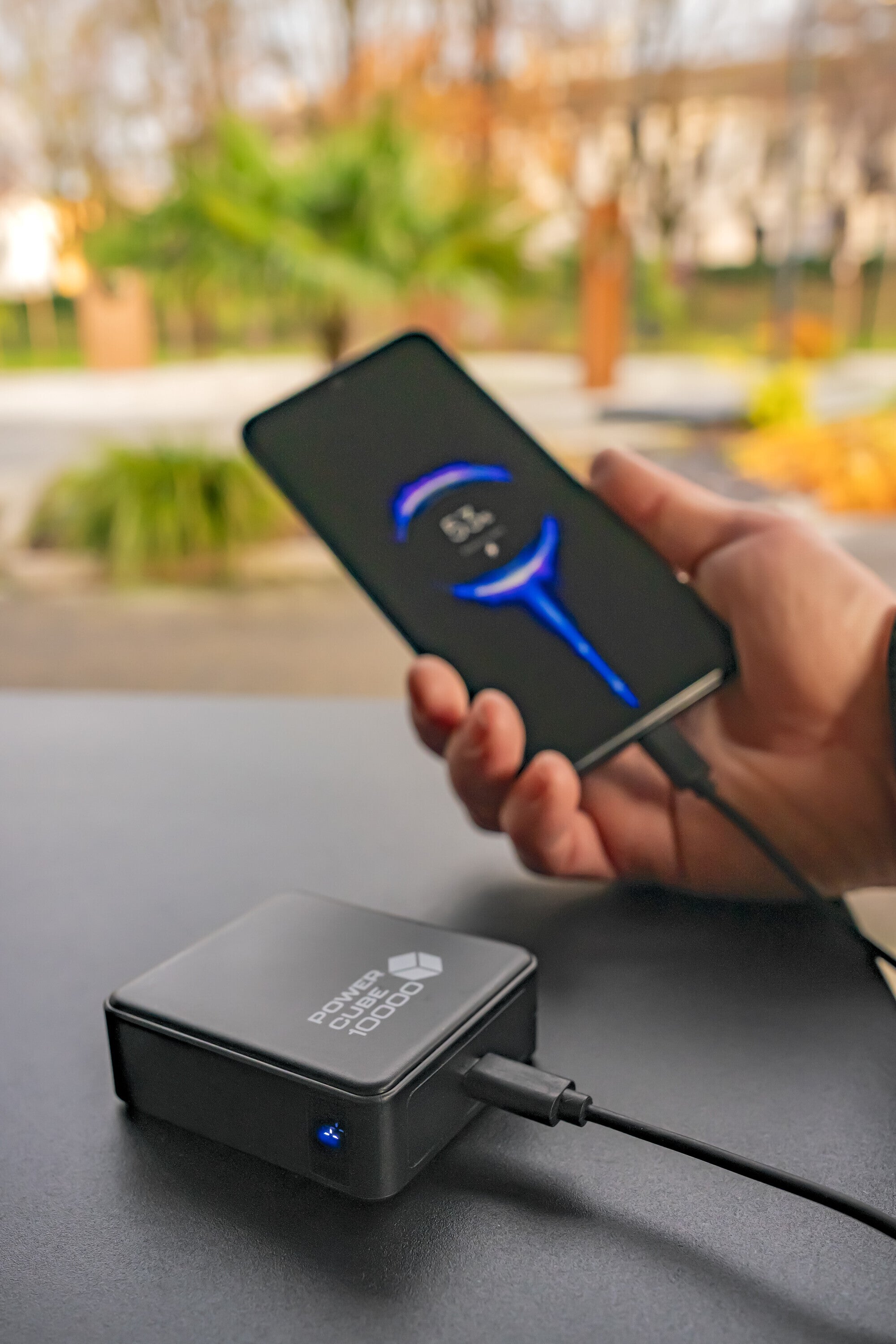 Linea Essentials, Power bank super compatto - 10000 mAh