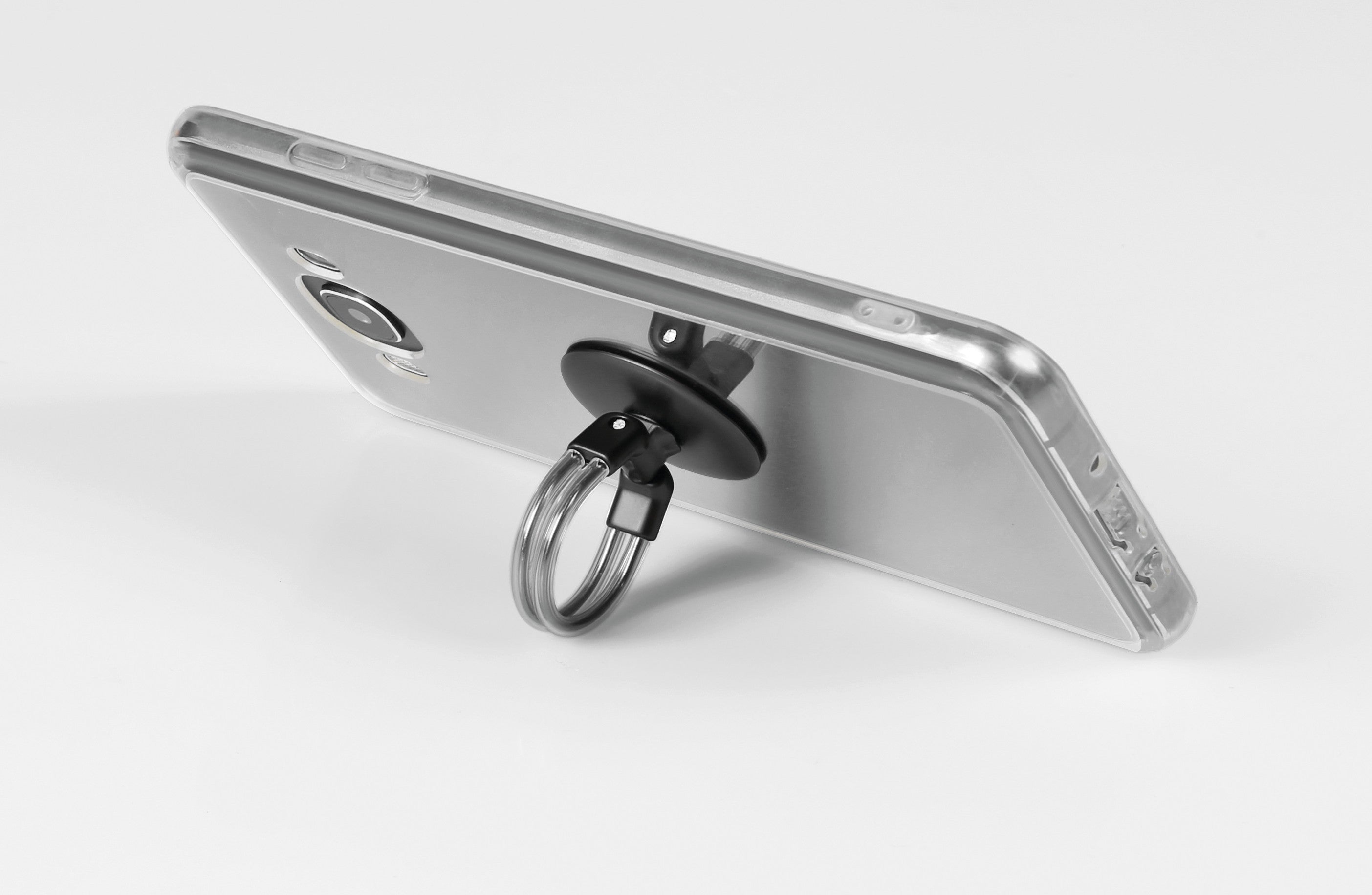 Cool Ring, supporto multiuso adesivo
