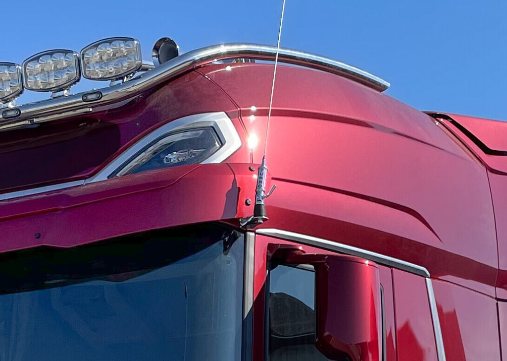 Staffa per antenna CB - Attacco su visiera parasole - compatibile per Daf XF (06/21>) - Daf XG (06/21>)