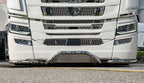 Barra paraurti con portatarga, kit 3 pz, 13 fori - compatibile per Scania G Serie 7 - New Generation (01/18>) No paraurti piccolo - Scania R Serie 7 - New Generation (11/16>02/25) No paraurti piccolo - Scania S Serie 7 - New Generation (11/16>) No para...