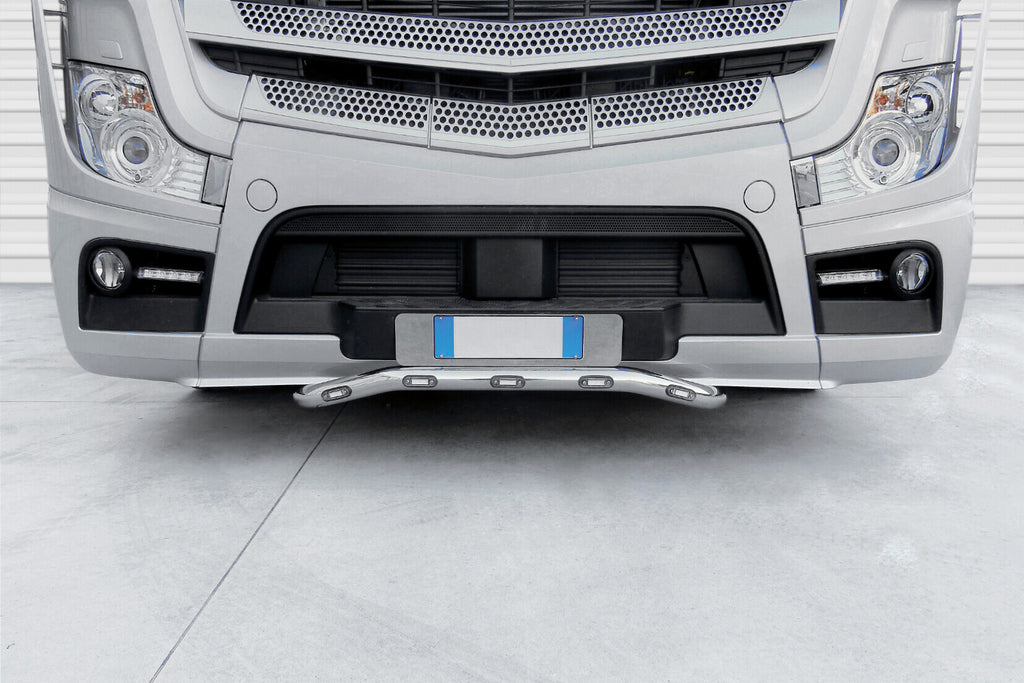 Barra portatarga, 5 fori - compatibile per Mercedes Actros MP4 (09/11>09/19) - Mercedes Actros MP5 (10/19>) - Mercedes Actros MP5 L (11/21>)