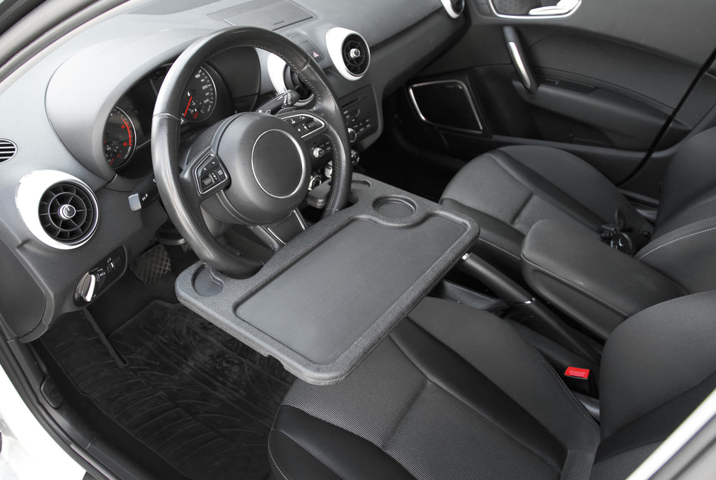 Driver’s Desk, tavolino per volante