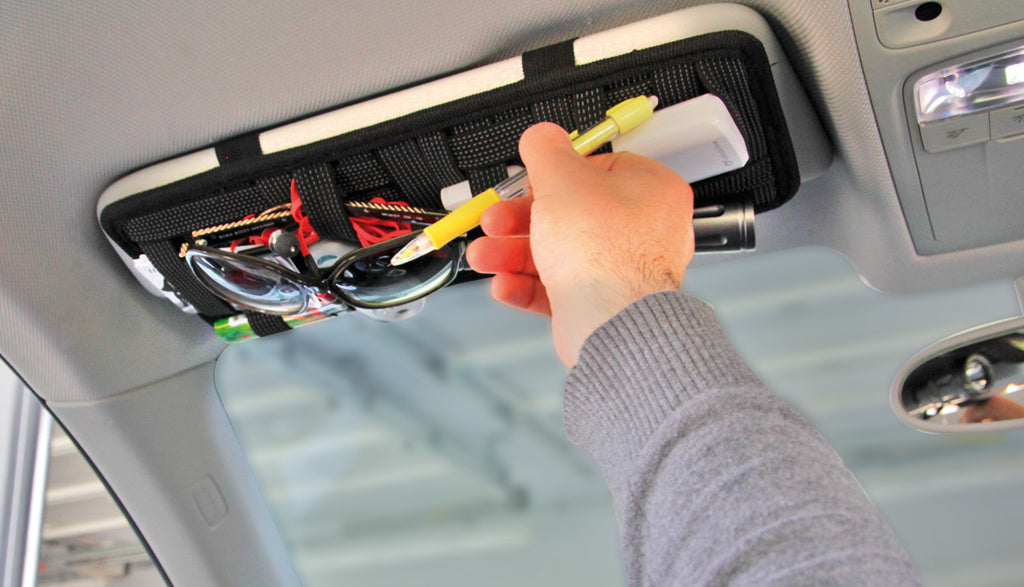 Strappy, organizer per visiera parasole