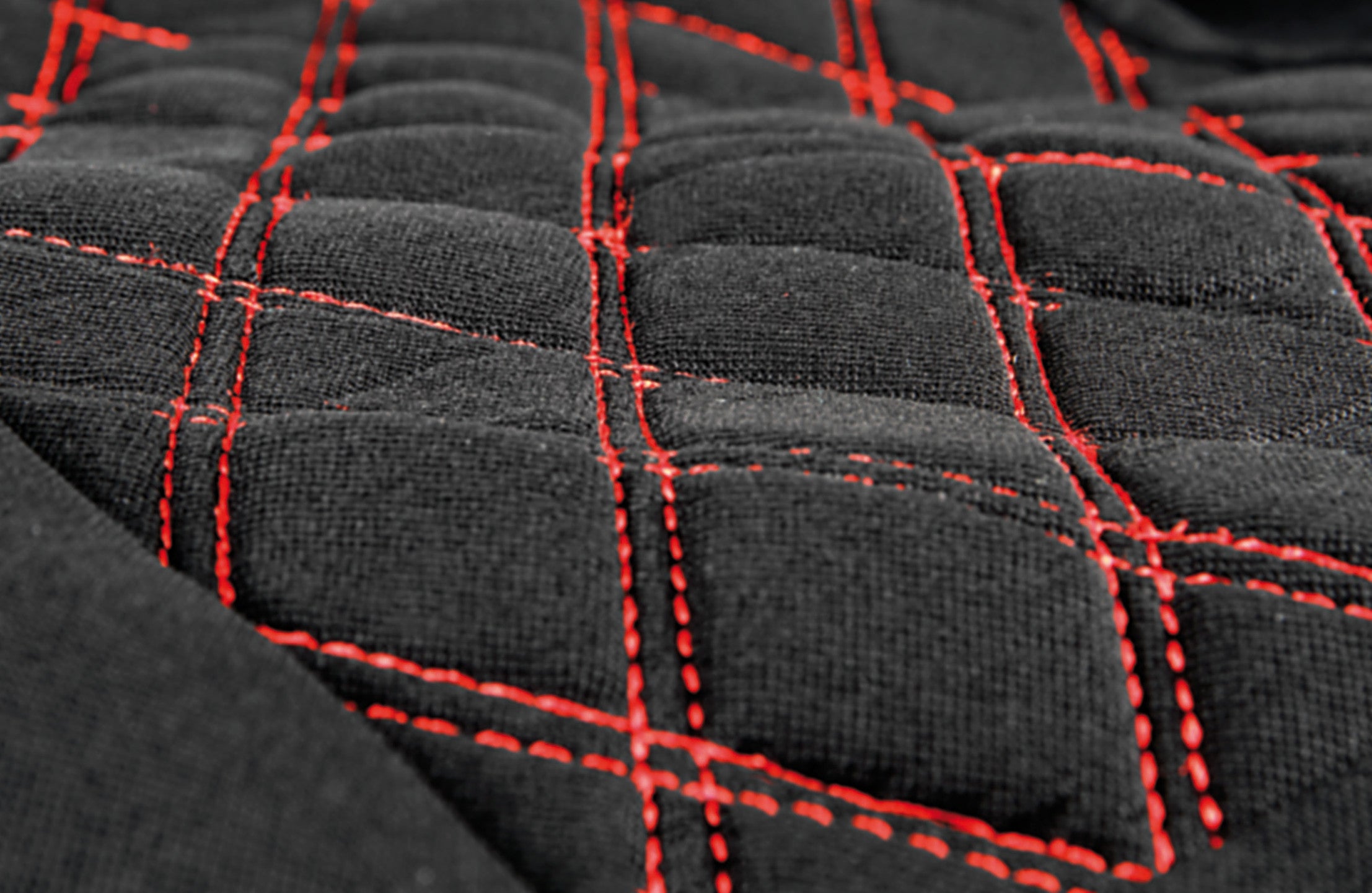 Hive, set fodere coordinate - Nero/Rosso