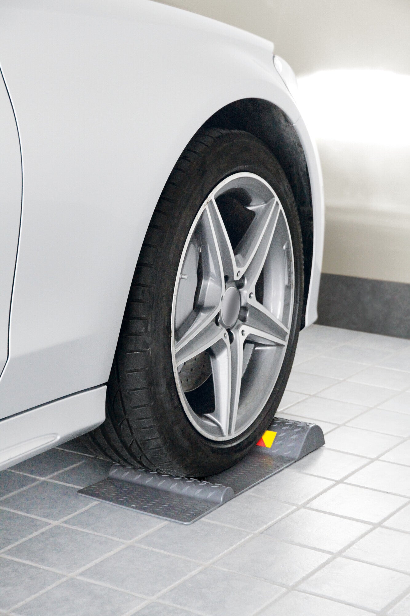 Auto-Park, Delimitatore di parcheggio per garage