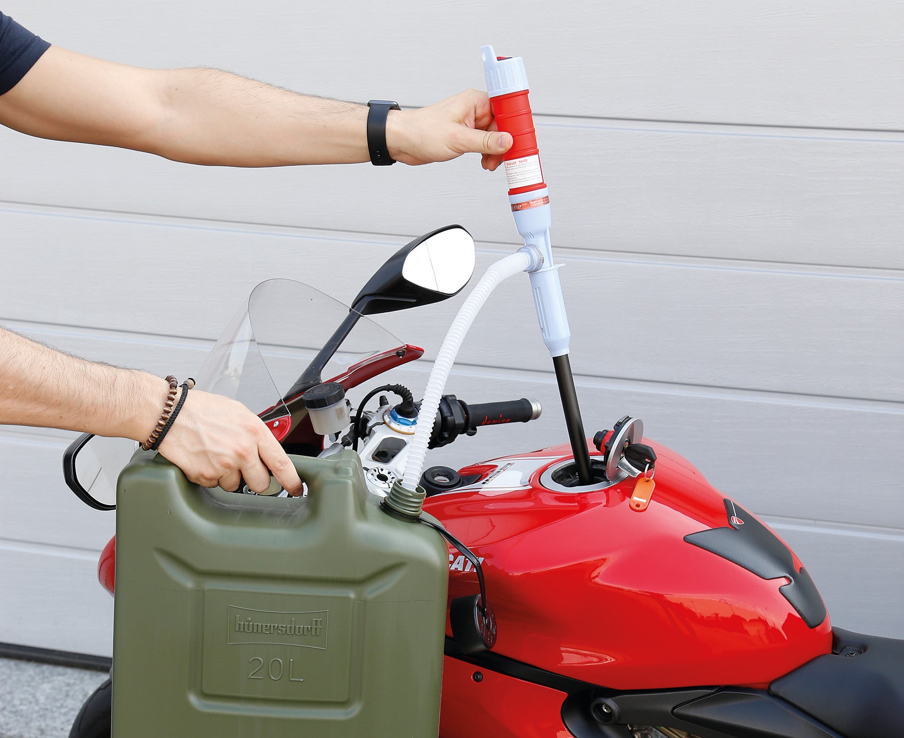 Pompa a batteria per travaso liquidi - 6 L/min