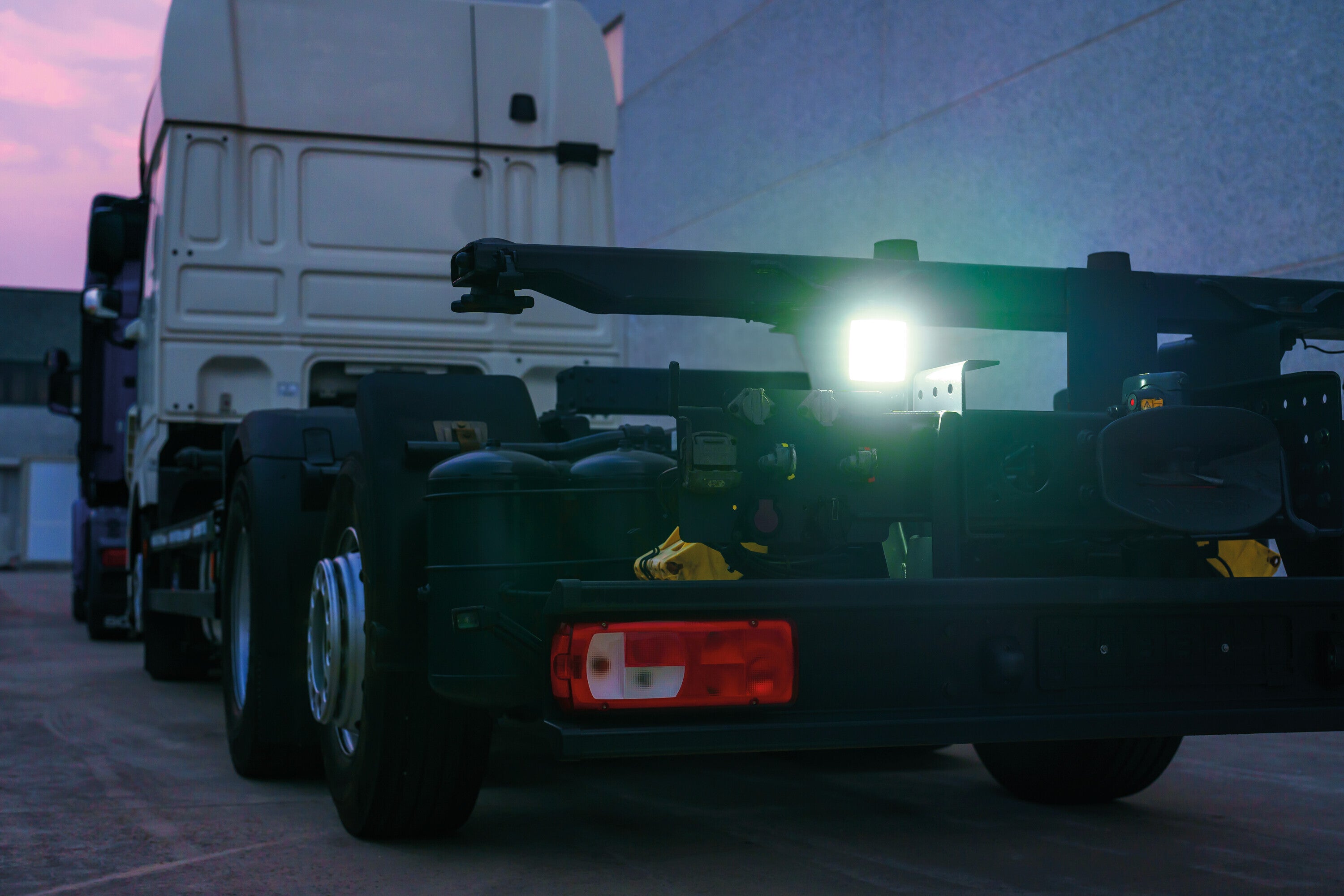 WL-26, faro ausiliario a 16 Led - 12/24V - Bianco