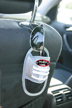 Sneaker, scarpetta porta-cellulare