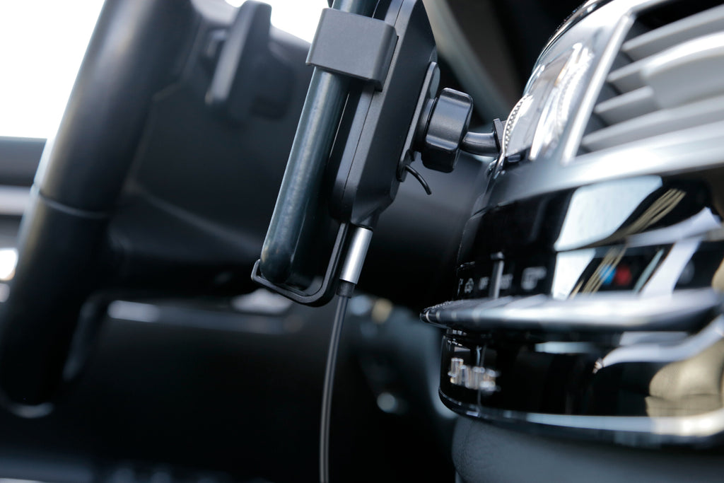 Graviton Wireless, porta telefono per bocchette d’aerazione con carica batteria wireless