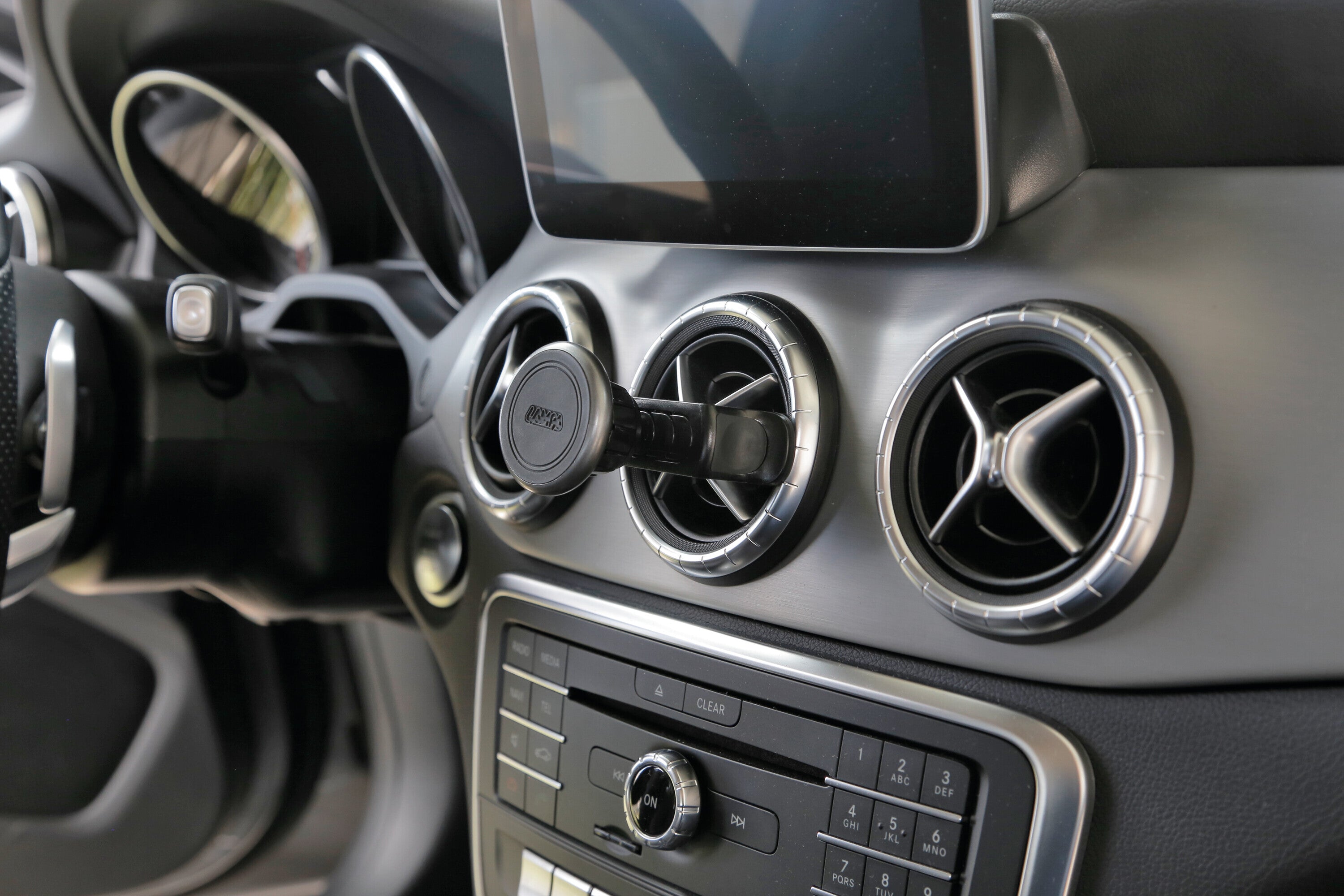 Magneto Vent Pro, porta telefono magnetico per bocchette aerazione standard e rotonde