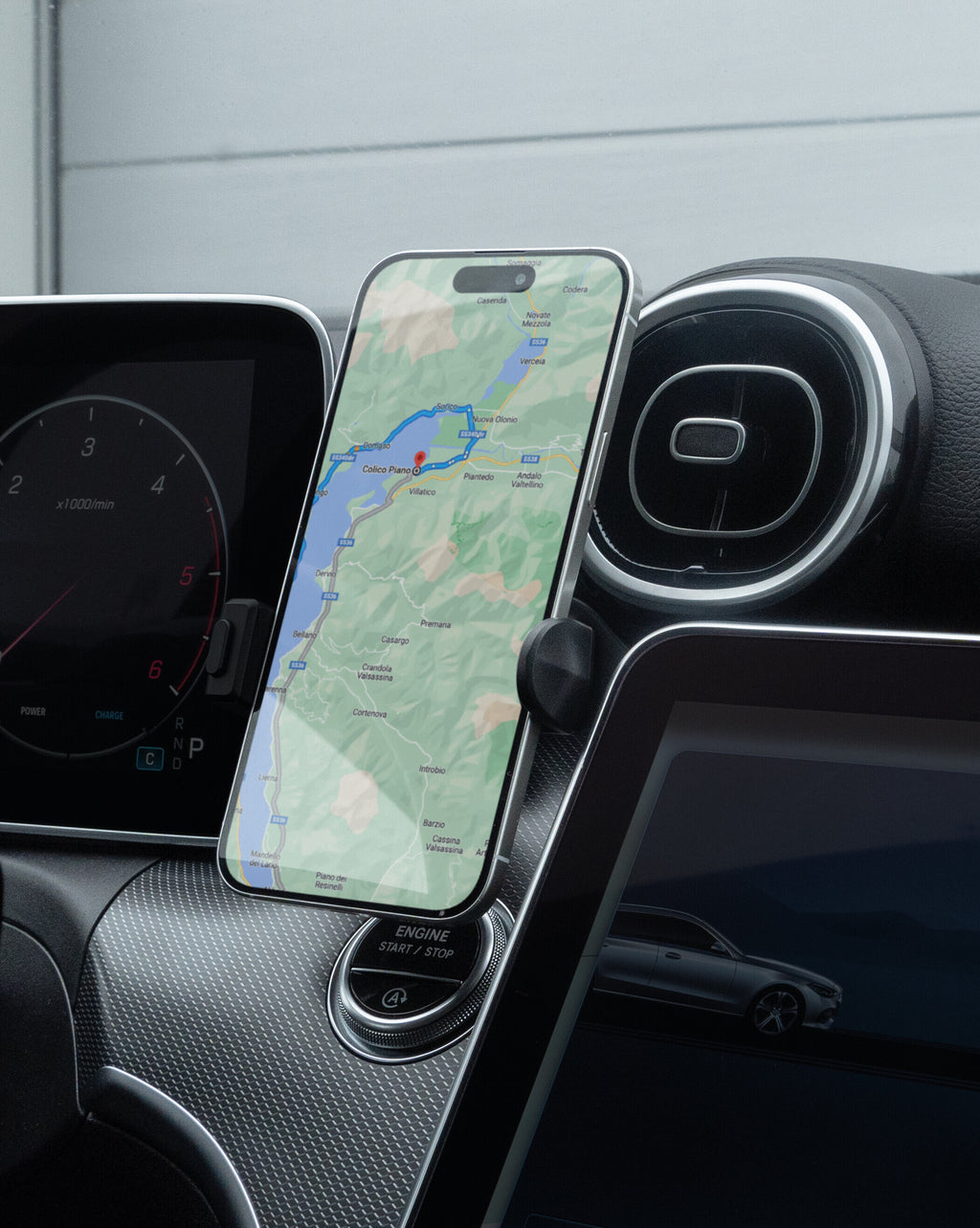 Snap 2.0 Compact, porta telefono a clip con base adesiva