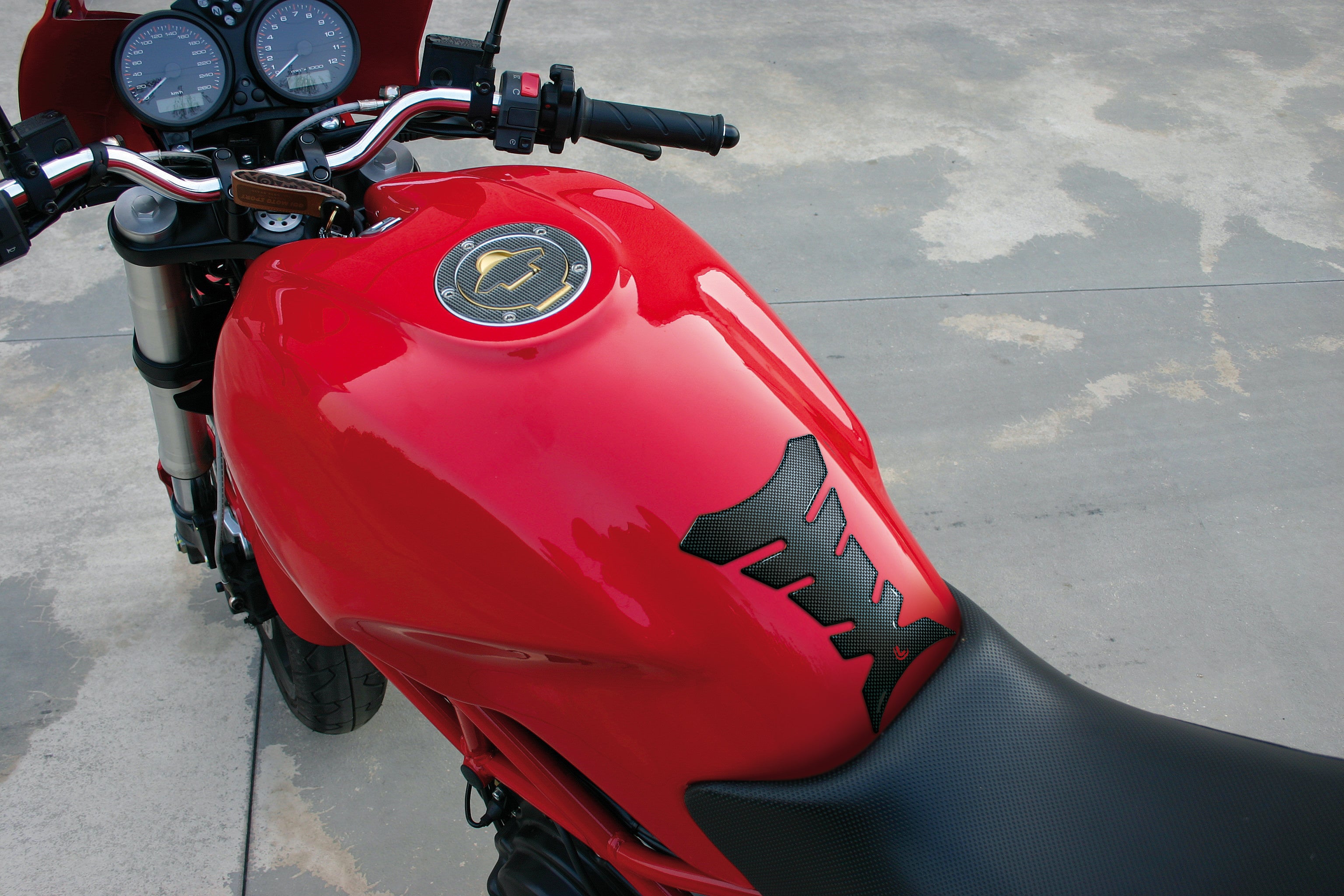 Pro-Tank X1, protezione adesiva per serbatoio - Carbon