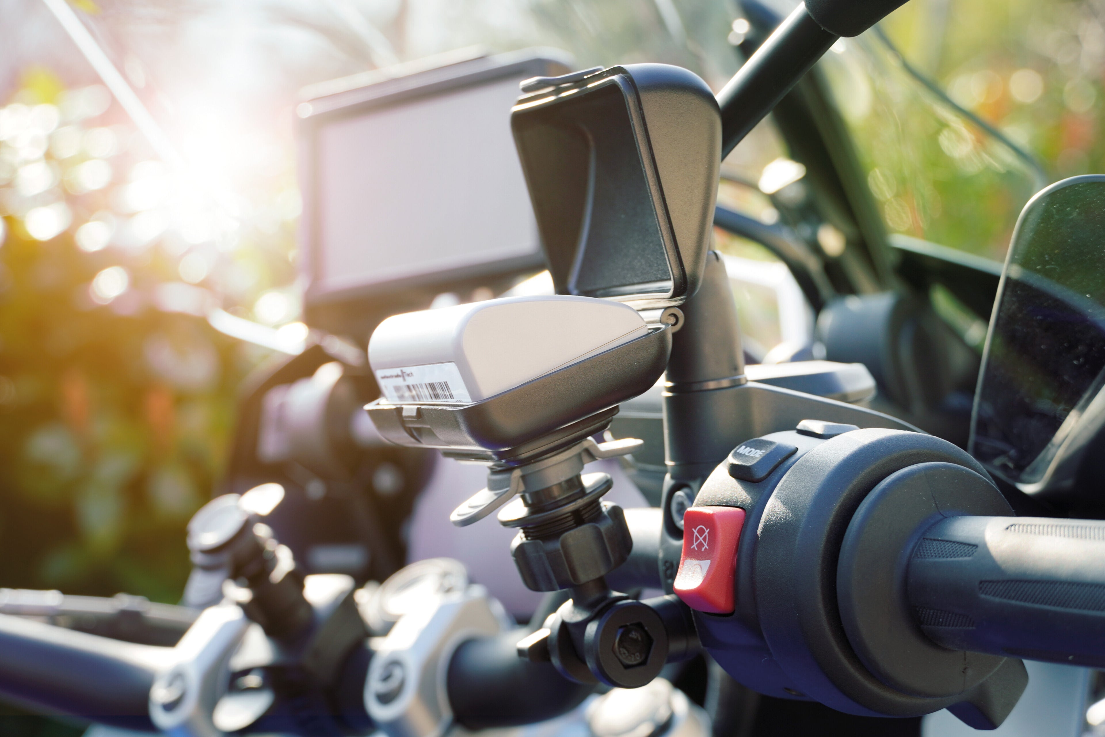 Custodia rigida per telepedaggio