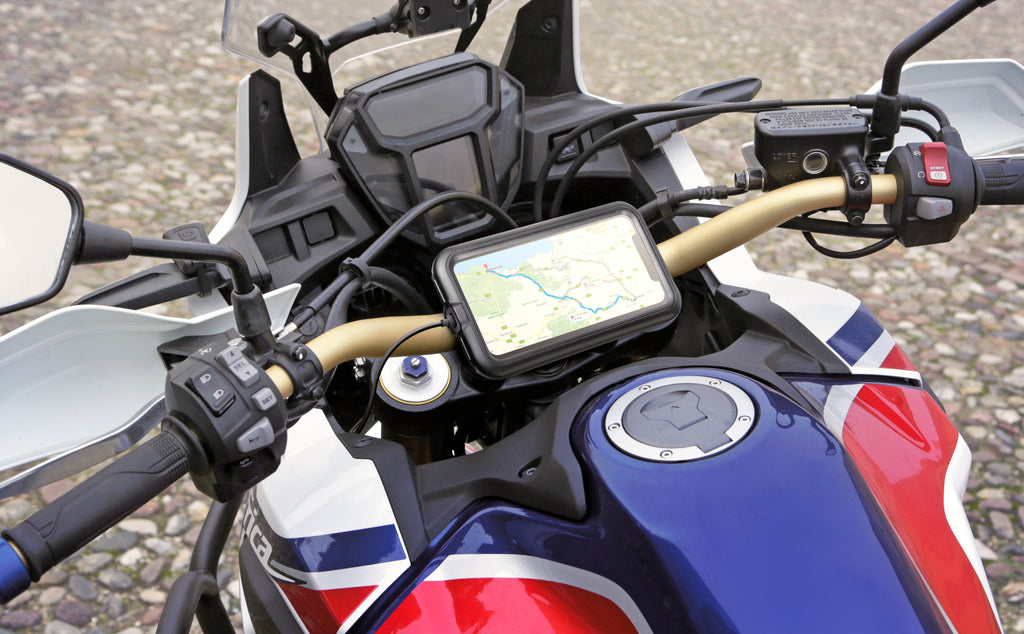 Case, custodia rigida universale per smartphone