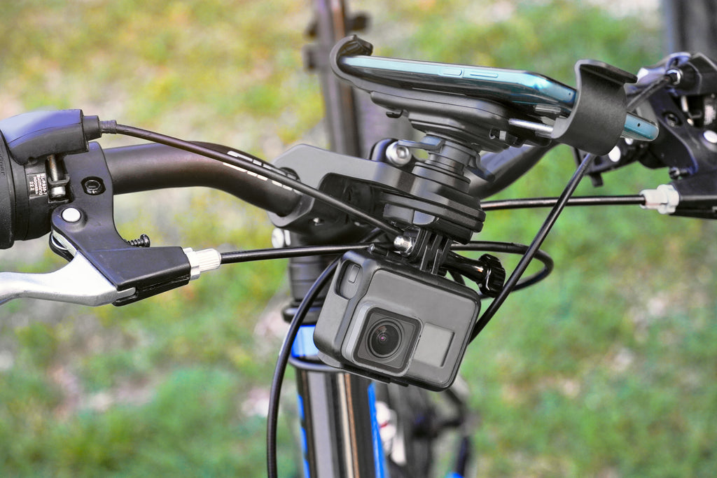 Combo, supporto per action cam con attacco fisso per manubrio