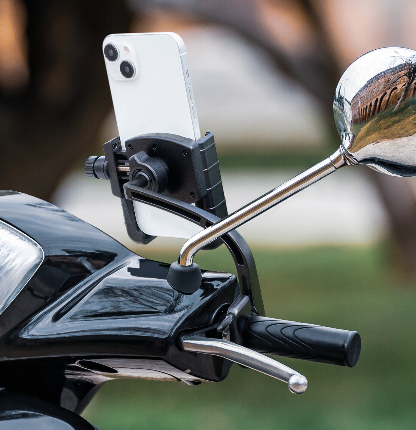 Smart Handle Grip, porta telefono con fissaggio alla manopola sinistra dello scooter