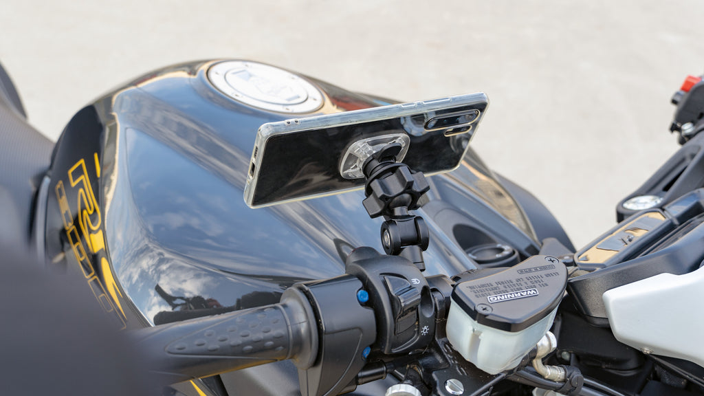Titan M6 Pro, supporto con attacco per viti e riser M6