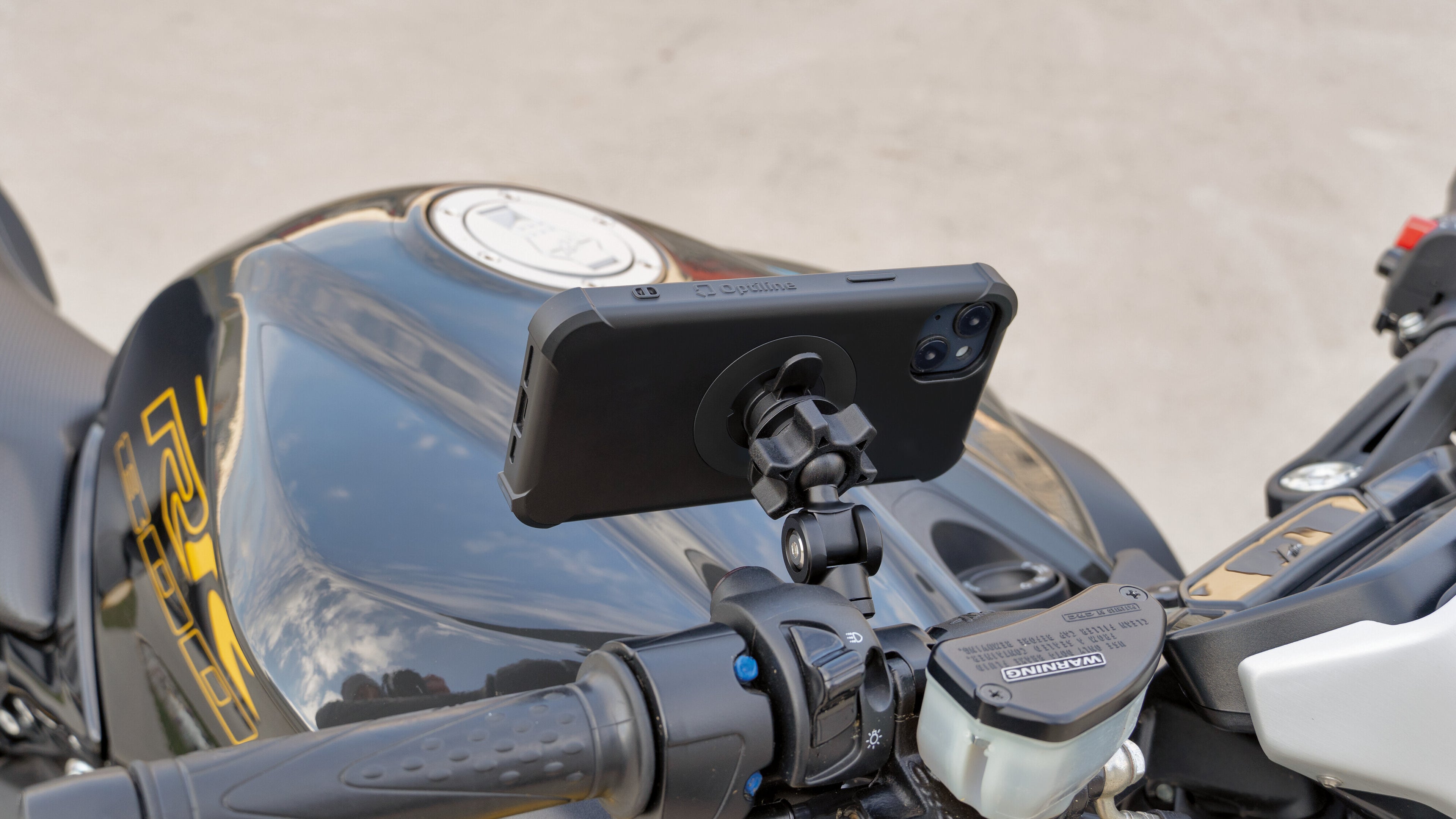 Titan M6 Pro, supporto con attacco per viti e riser M6
