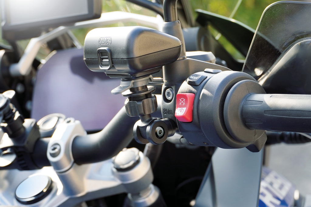 Titan M6 Pro, supporto con attacco per viti e riser M6