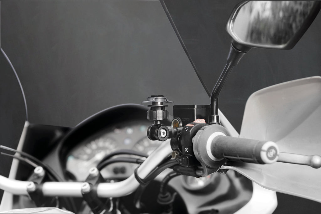 Titan M6 Pro, supporto con attacco per viti e riser M6