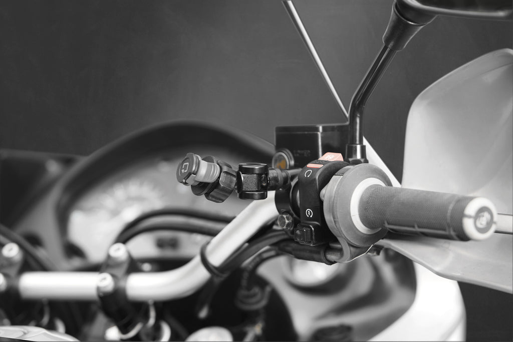 Titan M6 Pro, supporto con attacco per viti e riser M6