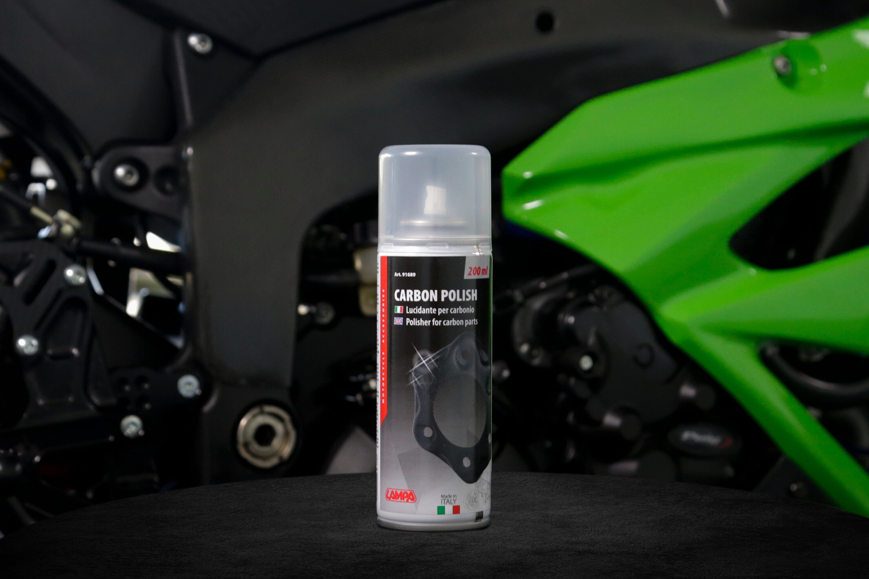Lucidante per carbonio - 200 ml