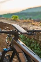Outfront, supporto con attacco frontale per manubrio