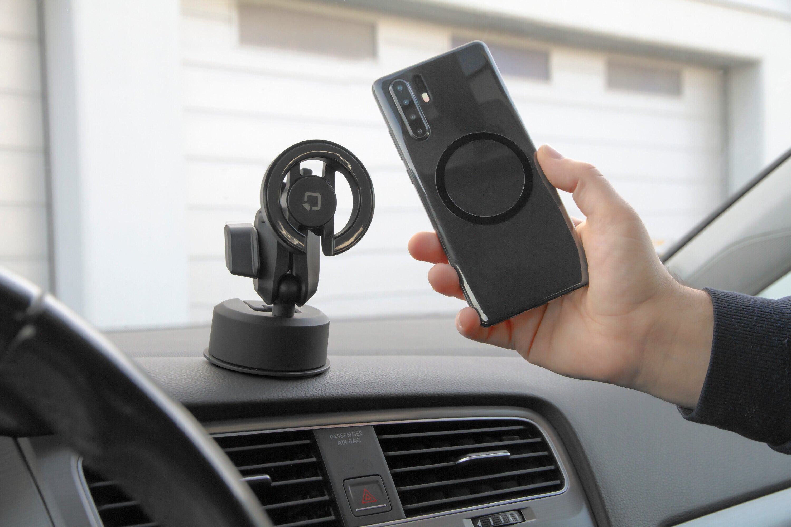 Mag Pro Orbit, Porta telefono magnetico con attacco a ventosa adesiva