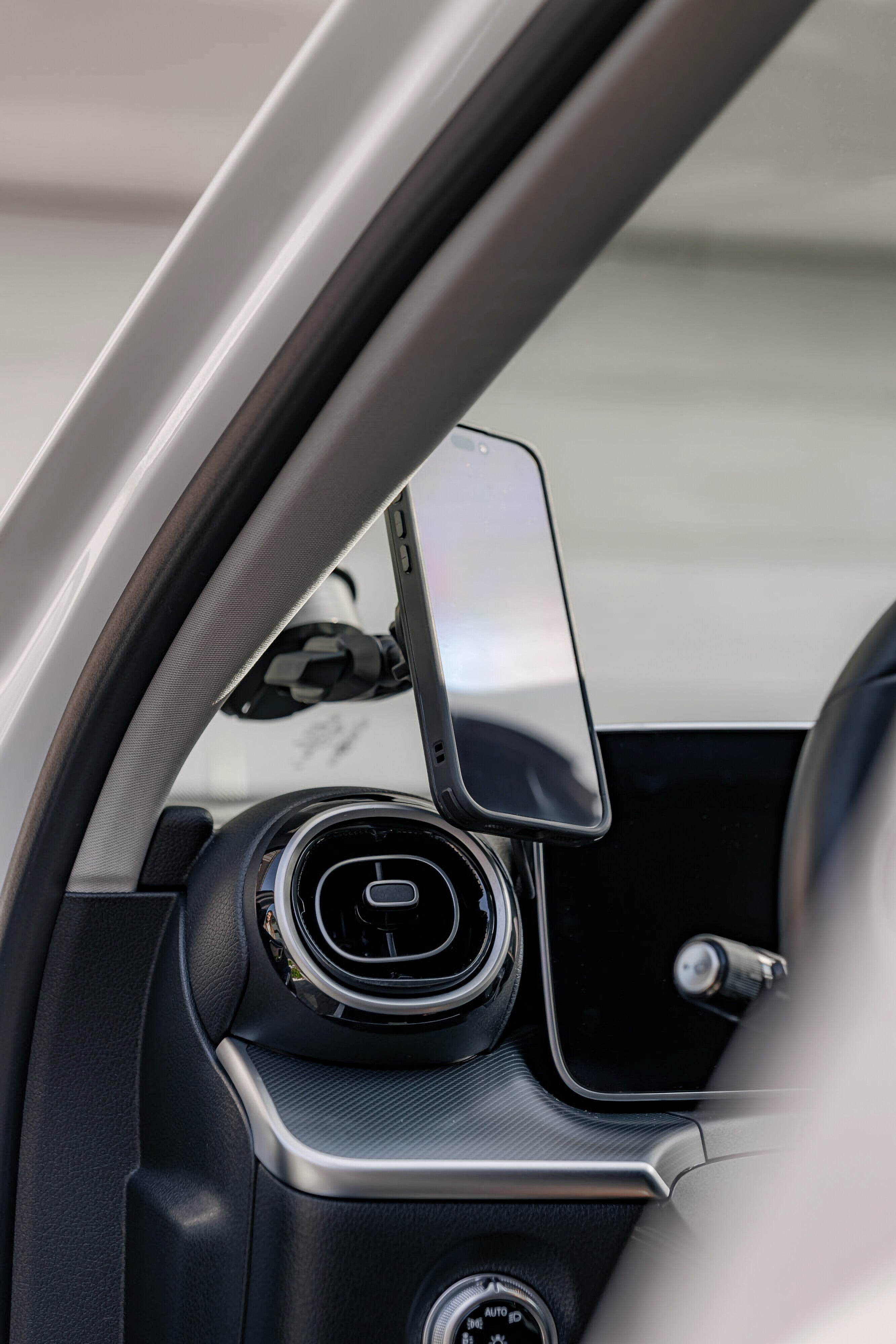 Mag Pro Orbit, Porta telefono magnetico con attacco a ventosa adesiva