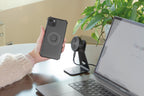 Mag Wireless Stand, Porta telefono magnetico da casa/ufficio con ricarica wireless