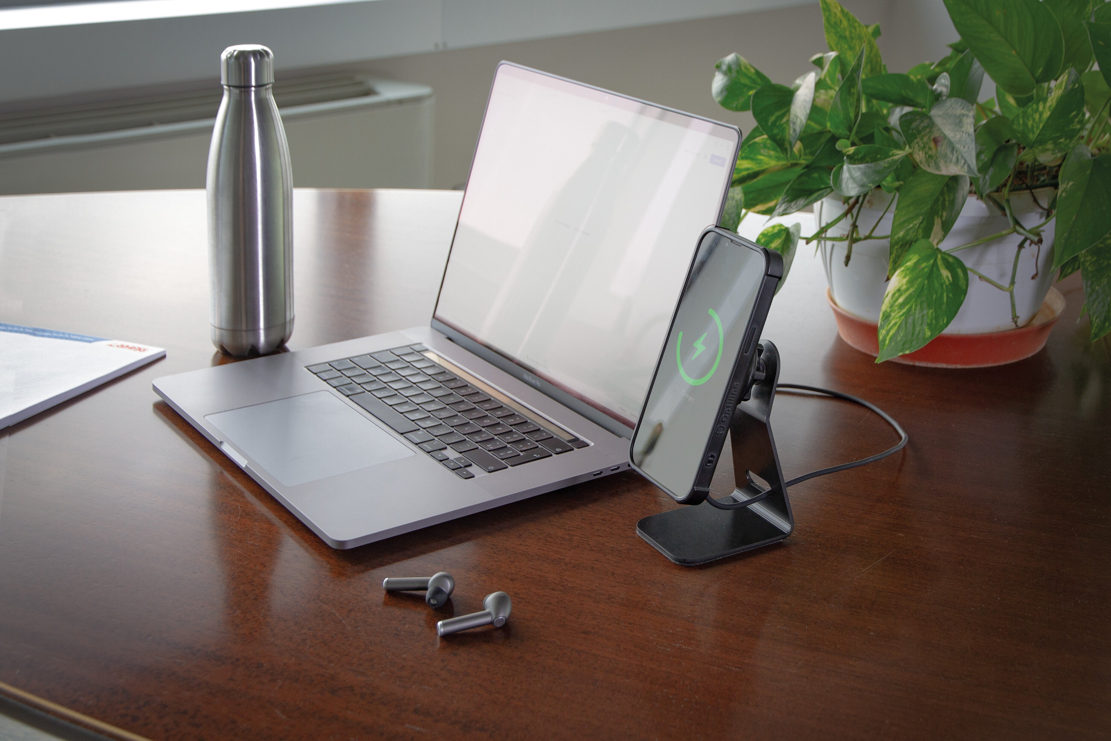 Mag Wireless Stand, Porta telefono magnetico da casa/ufficio con ricarica wireless