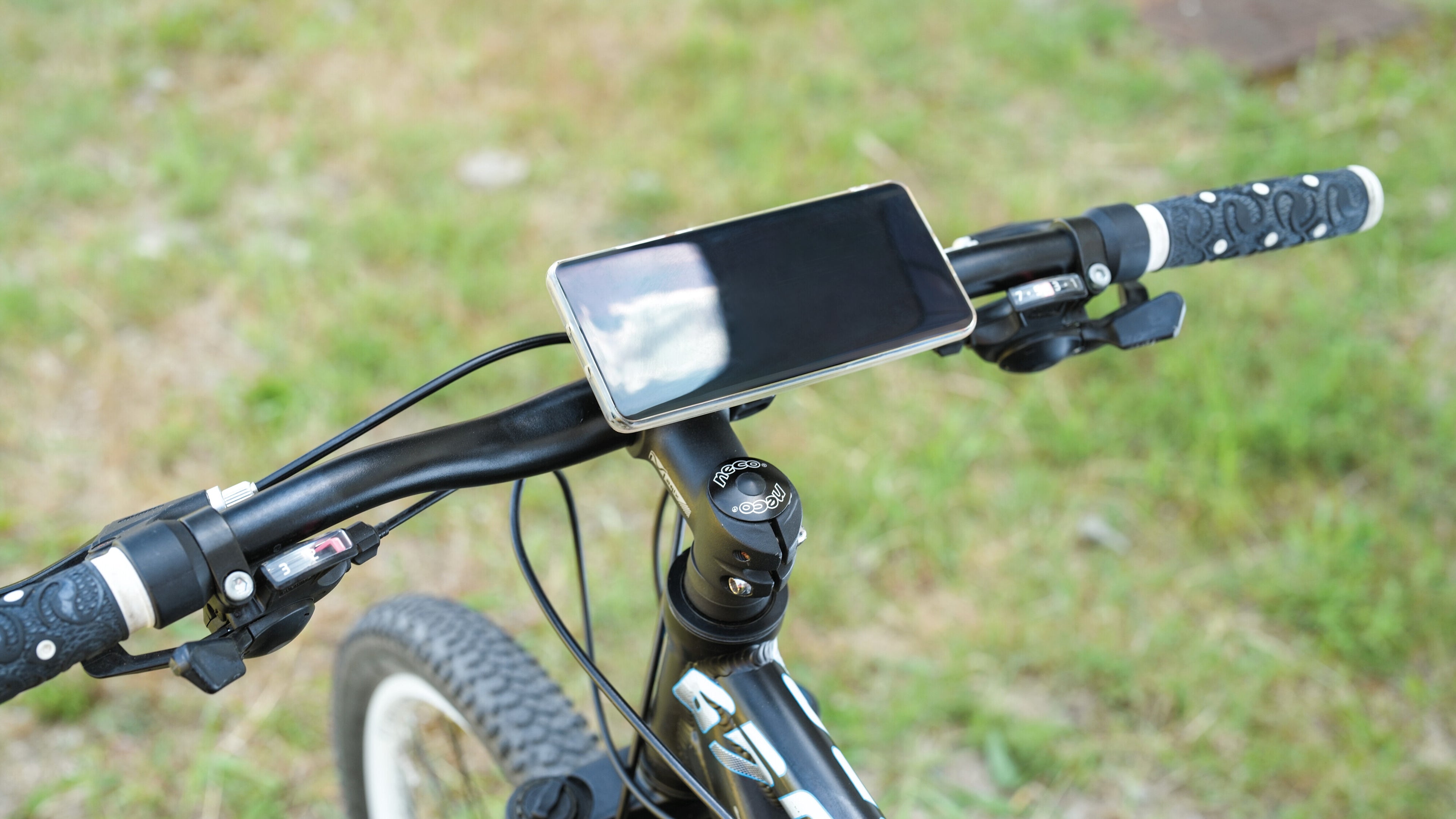 Mag Pro, adattatore universale con sistema Duolock e magneti