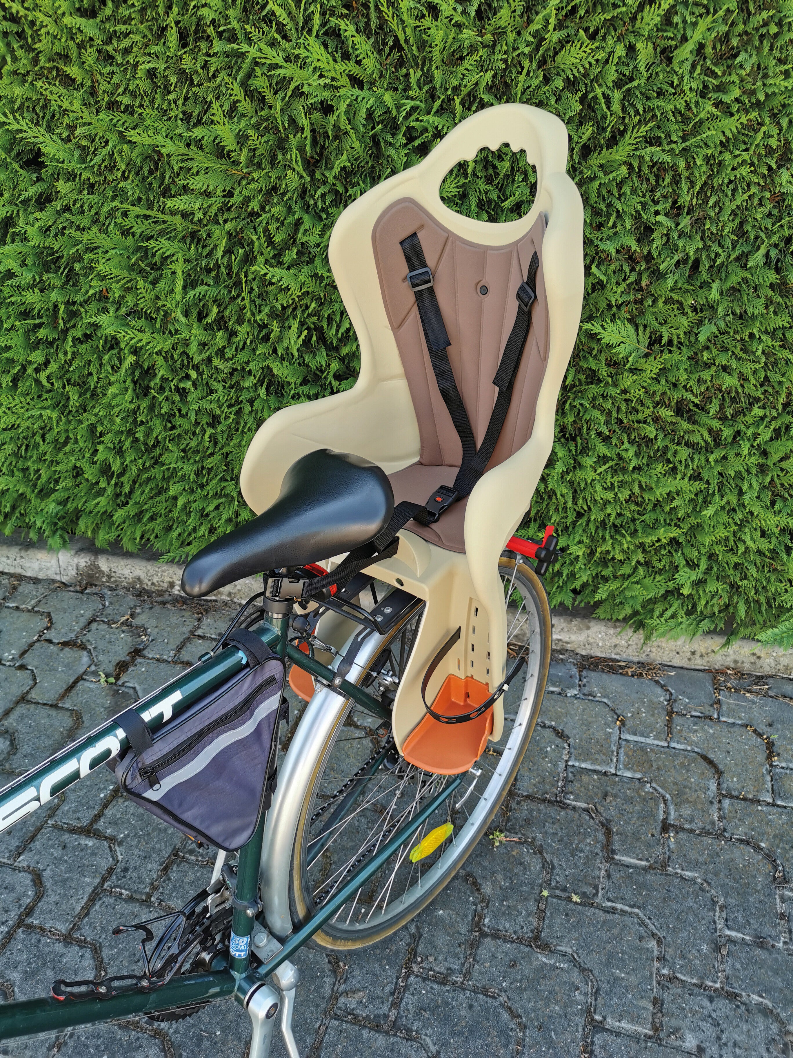 Holly, seggiolino posteriore attacco al portapacchi