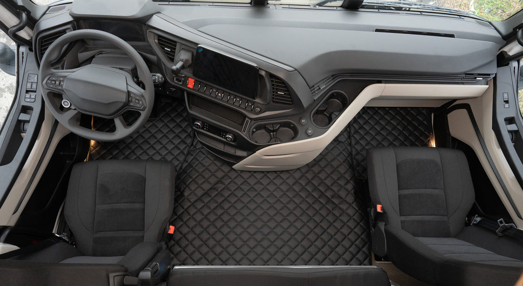 Tappeto centrale in Skeentex - Nero - compatibile per Iveco S-Way (06/24>)
