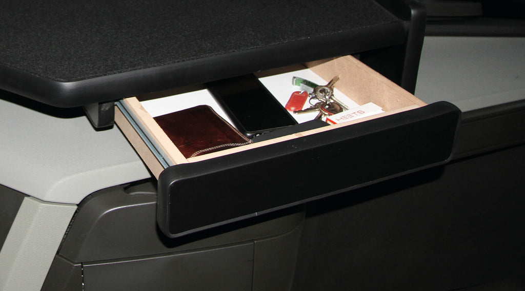 Tavolino con cassetto per cruscotto - Centrale - compatibile per Volvo FH Serie 4 (09/12>05/21) - Volvo FH Serie 5 (06/21>) no monitor su cruscotto