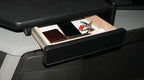 Tavolino con cassetto per cruscotto - Centrale - compatibile per Volvo FH Serie 4 (09/12>05/21) - Volvo FH Serie 5 (06/21>) no monitor su cruscotto