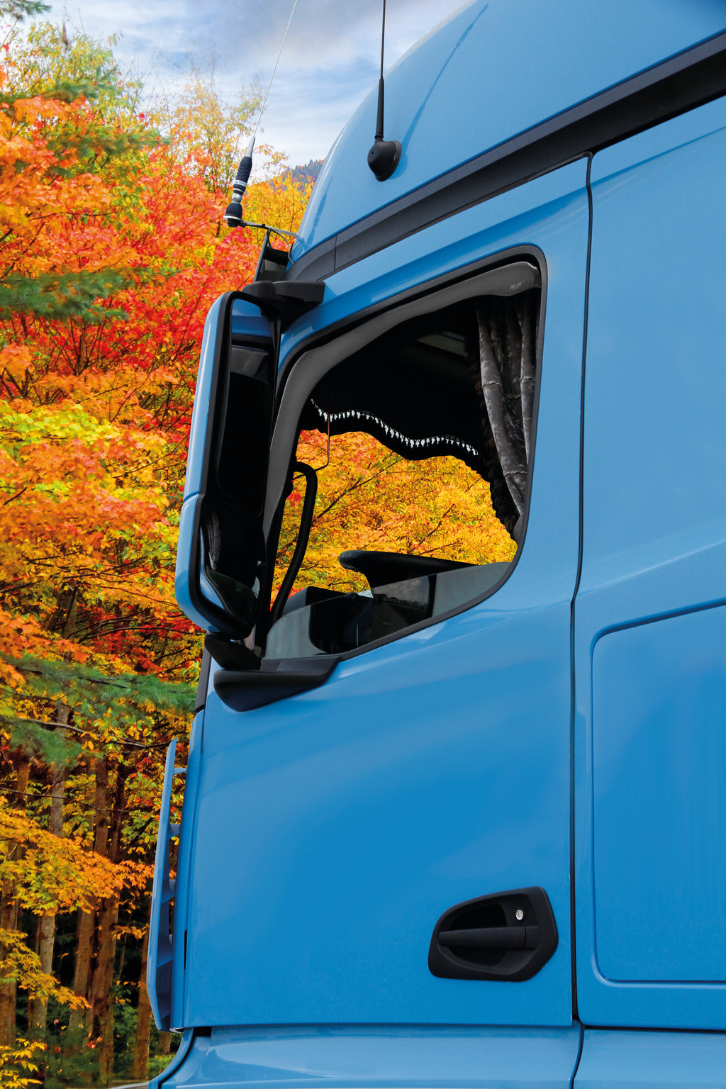 Set deflettori aria in policarbonato - compatibile per Mercedes Actros MP4 (09/11>09/19) - Mercedes Actros MP5 (10/19>) - Mercedes Actros MP5 F (11/21>) - Mercedes Actros MP5 L (11/21>) - Mercedes Antos (09/12>) - Mercedes Arocs (04/13>)