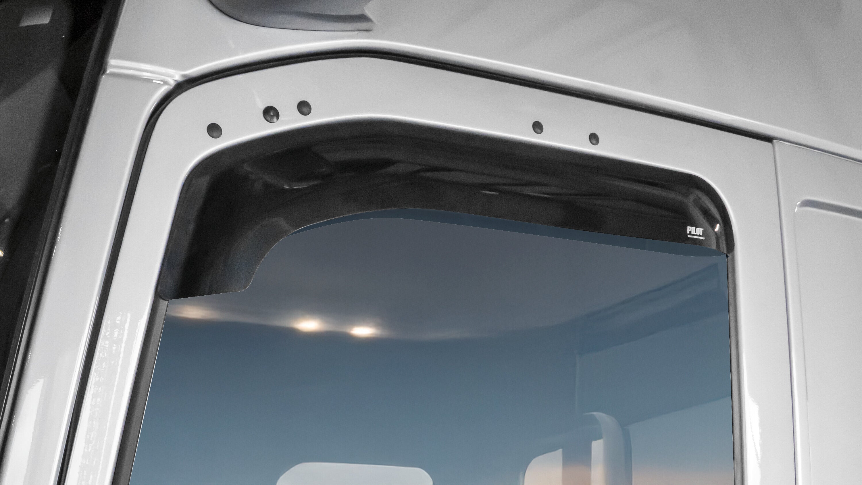 Set deflettori aria in acrilico - compatibile per Volvo FH Aero (01/24>) no specchi retrovisori, con telecamere