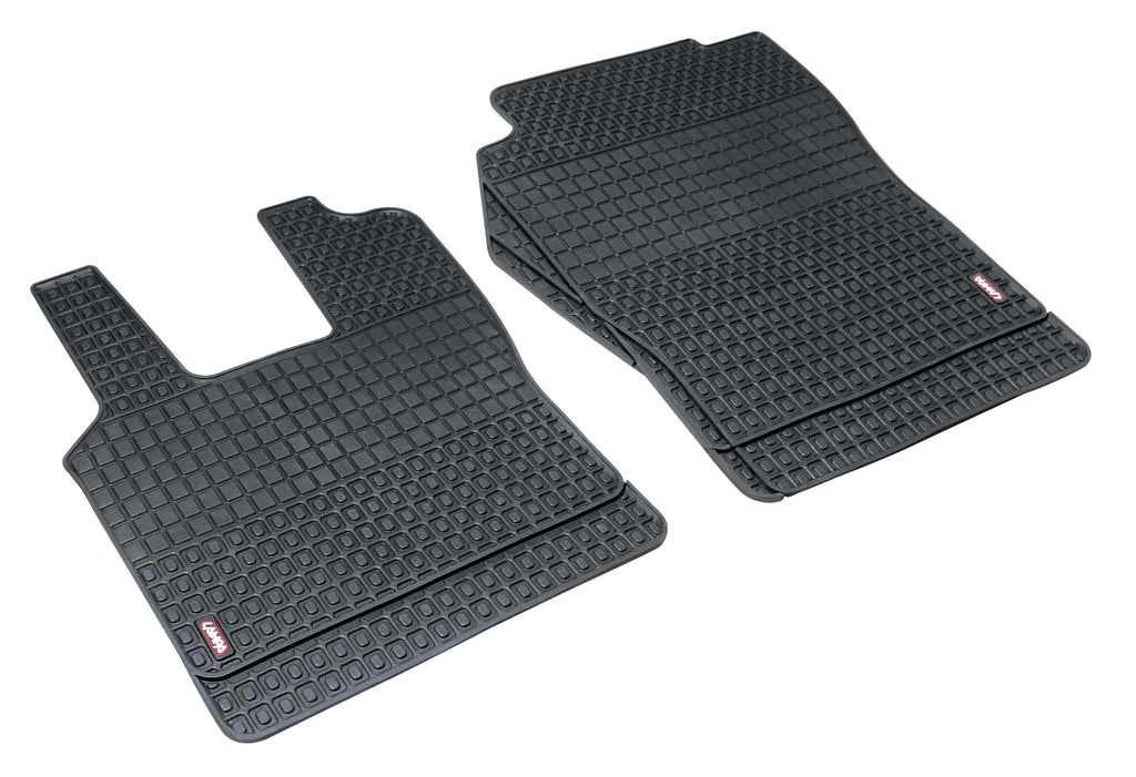 Coppia tappeti su misura in Eco Gomma - compatibile per Scania G Serie 5 (03/04>08/09) - Scania G Serie 6 (09/09>08/13) - Scania G Serie 6 - Streamline (09/13>12/17) - Scania L Serie 4 (02/95>09/04) - Scania P Serie 5 (09/04>11/11) - Scania P Serie 6 (...