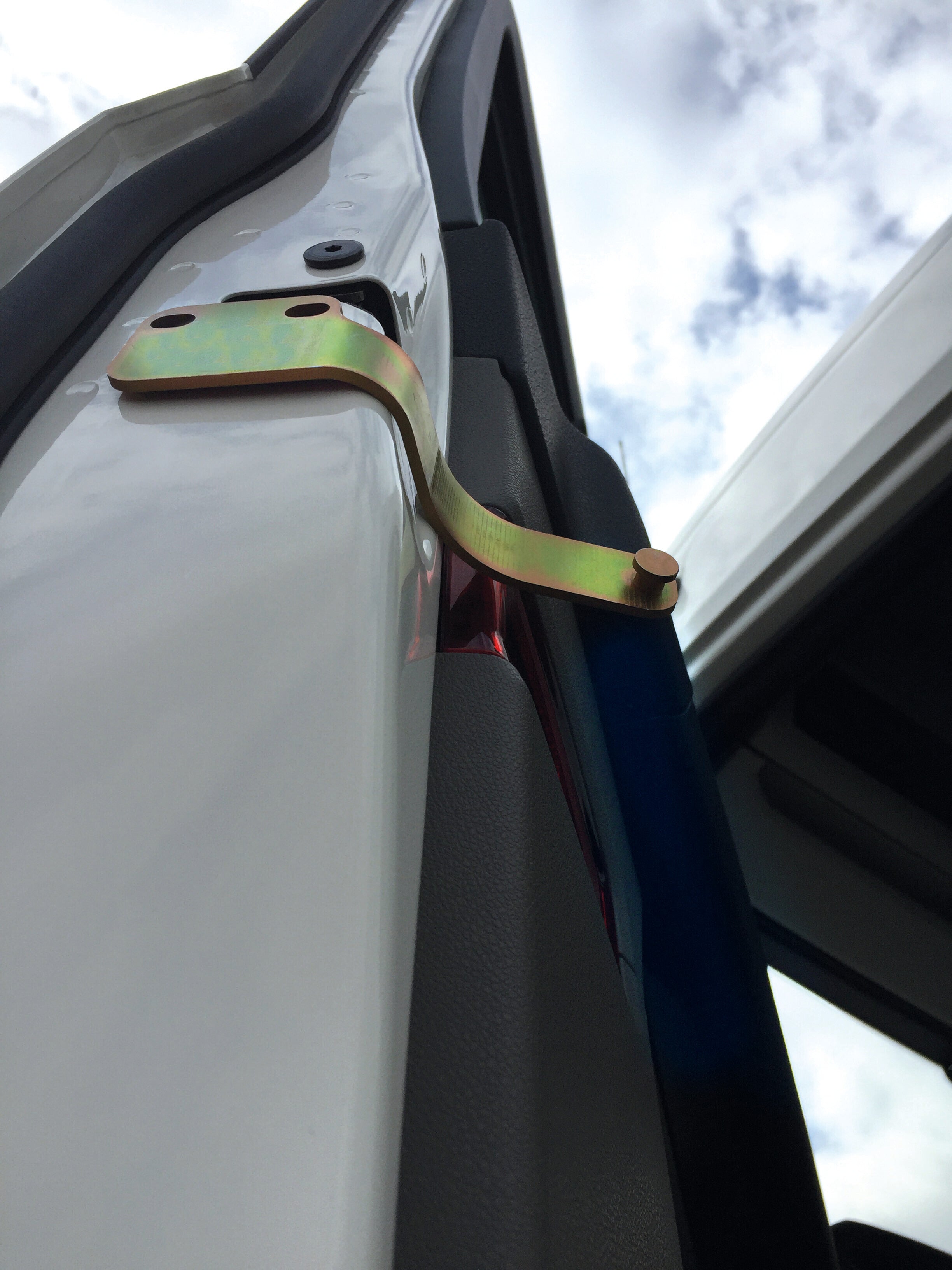 Serrature interne aggiuntive per cabina camion - compatibile per Scania R Serie 7 - New Generation (11/16>02/25) - Scania S Serie 7 - New Generation (11/16>) - Scania G Serie 7 - New Generation (01/18>) - Scania P Serie 7 - New Generation (01/18>) - Sc...