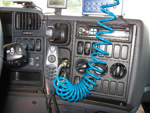 C-1, Connettore aria ad attacco rapido - Scania Serie 4