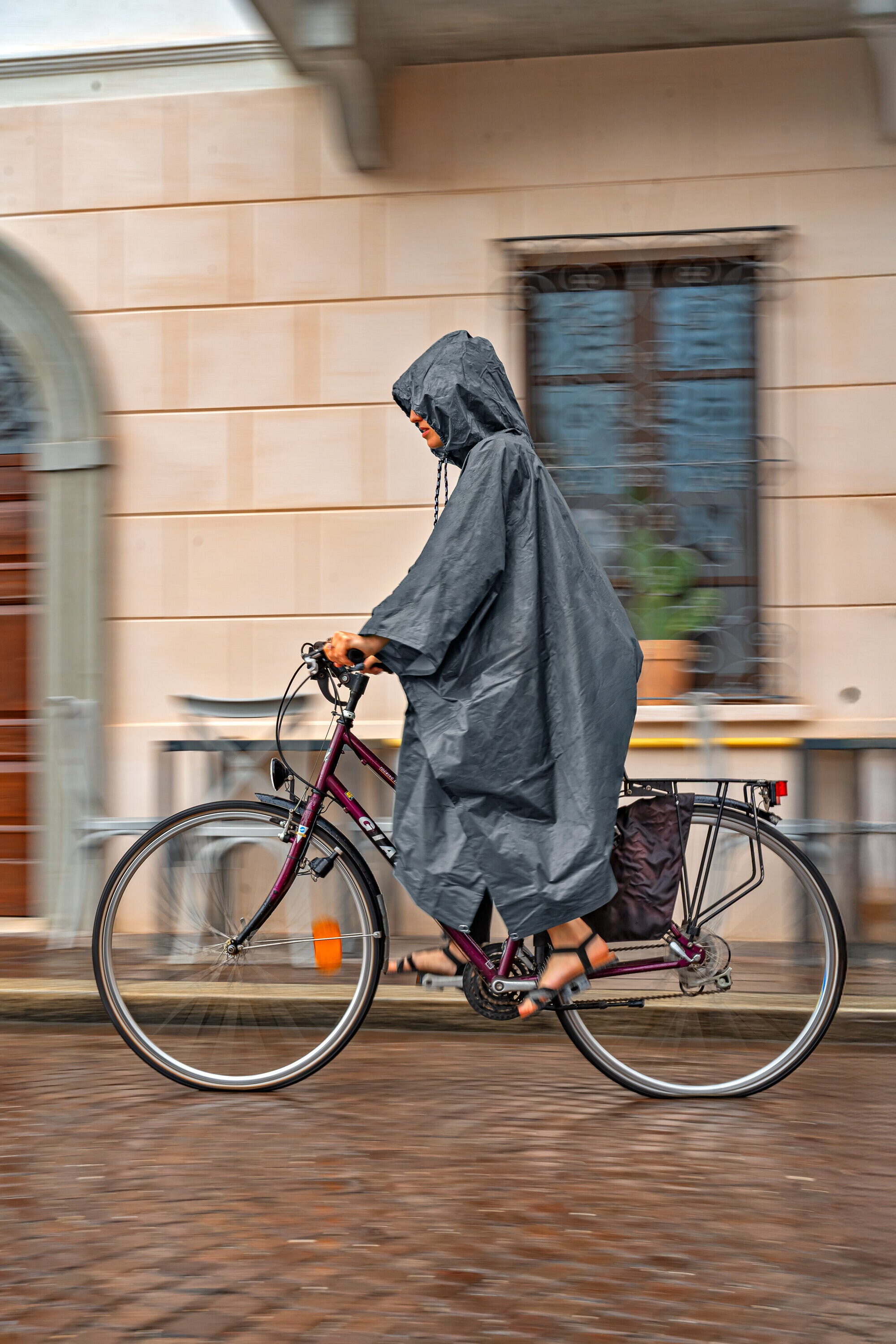 Adventure, poncho antipioggia multifunzione - Grigio