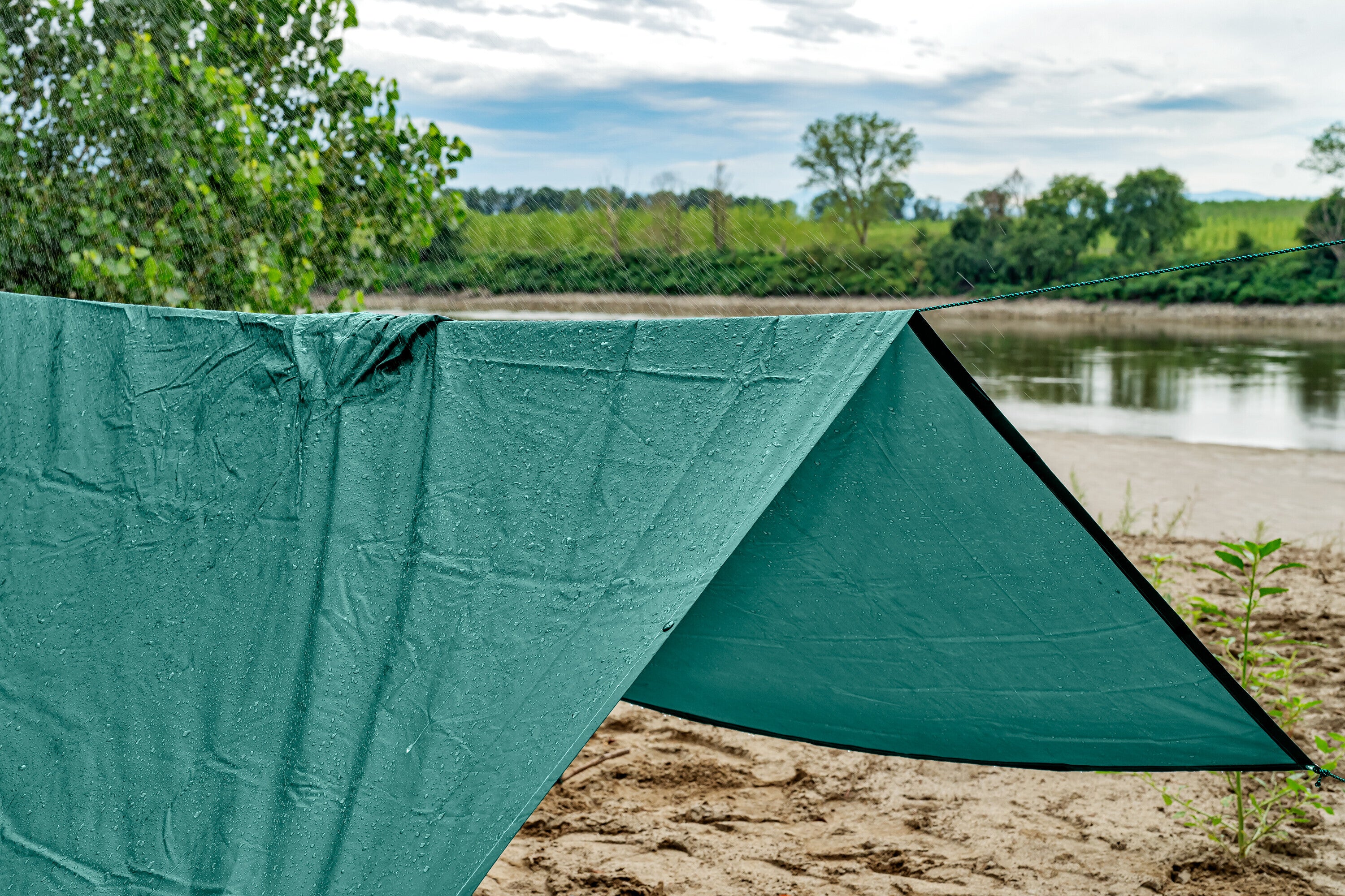 Adventure, poncho antipioggia multifunzione - Verde